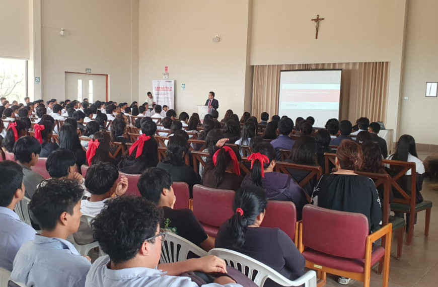 Visita de representantes de la Dirección de Formación Profesional y Capacitación Laboral del Ministerio de Trabajo y Promoción del Empleo a la Fundación Pachacútec